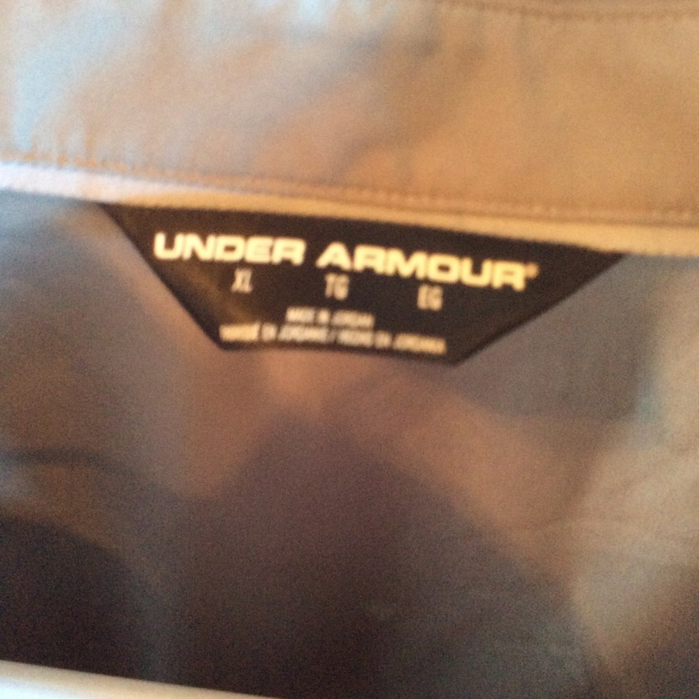 Under Armour Xlarge Ss Button Up - image 3